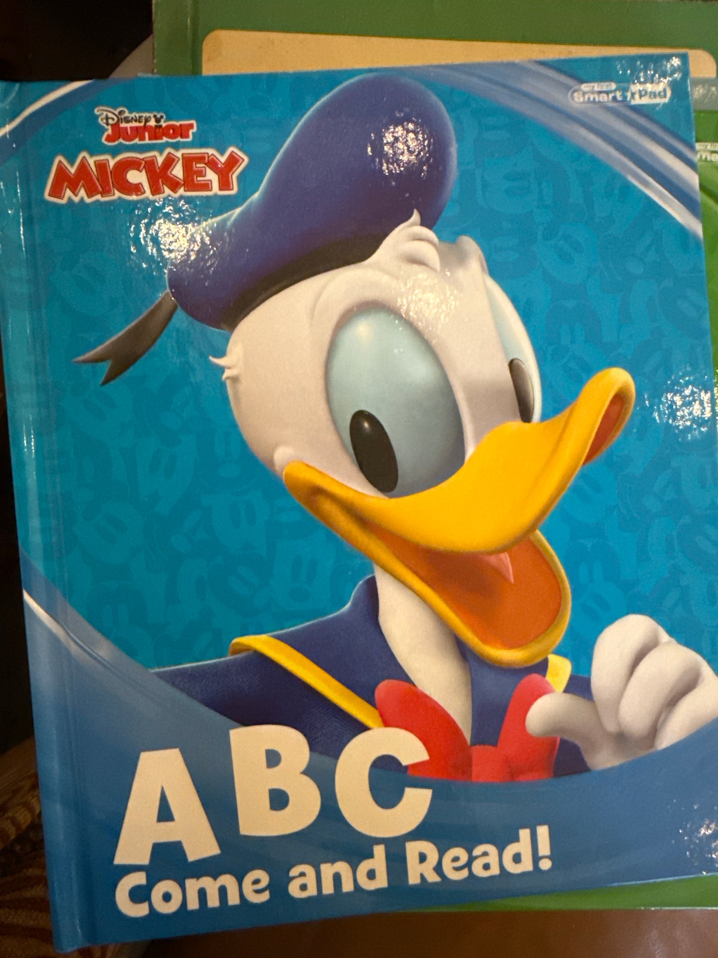 ABC Come and Read!