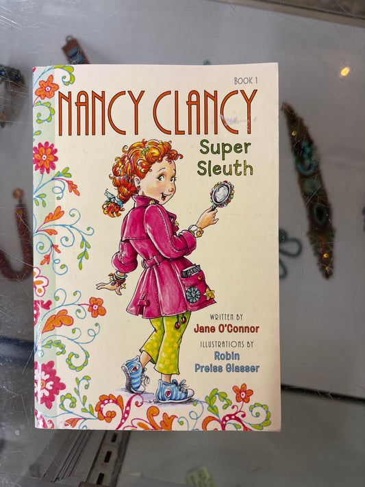 Nancy Clancy Super Slueth