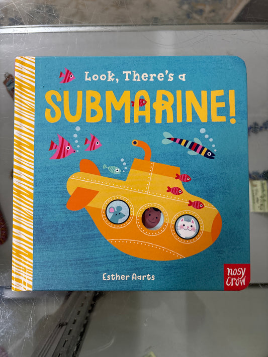 Look, there’s a submarine